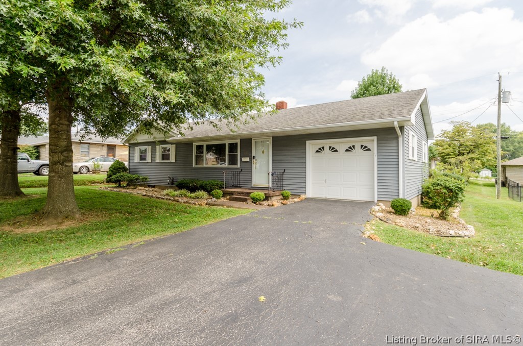 115 Lincoln Avenue Property Photo 31