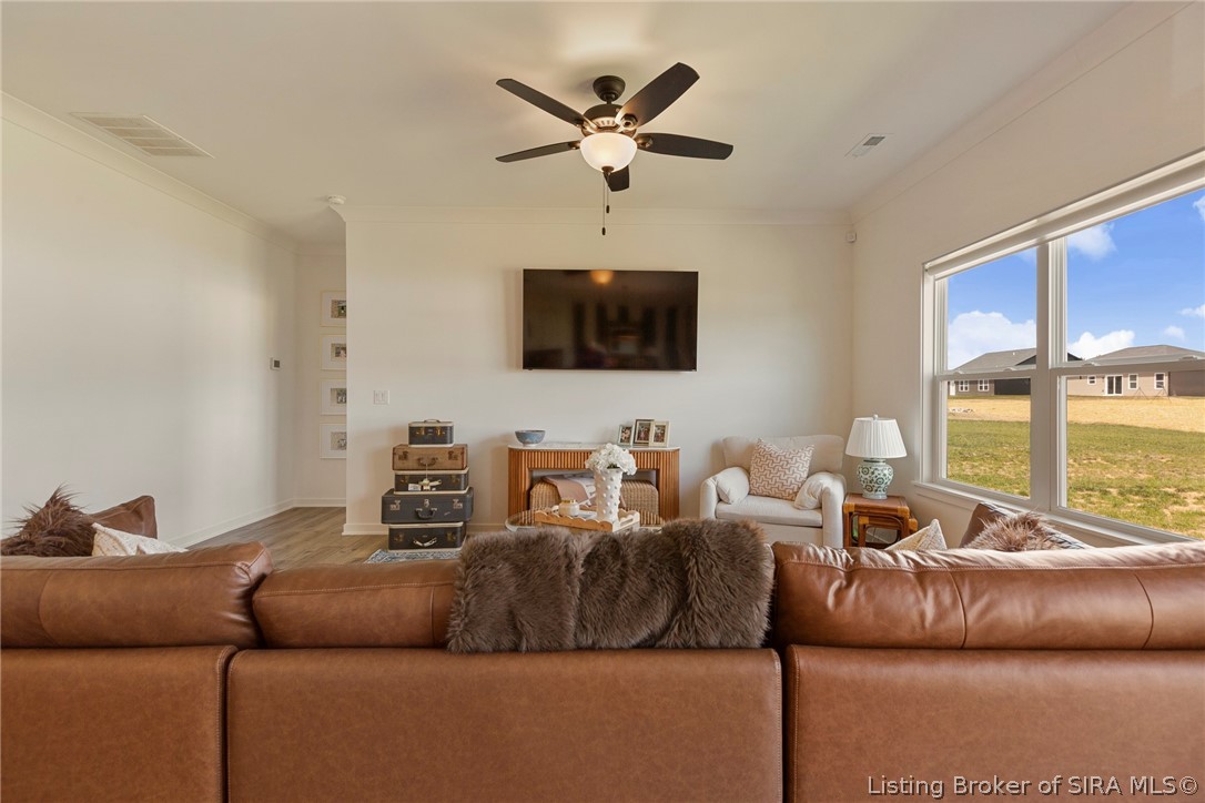 2411 Johnson Pass Property Photo 9
