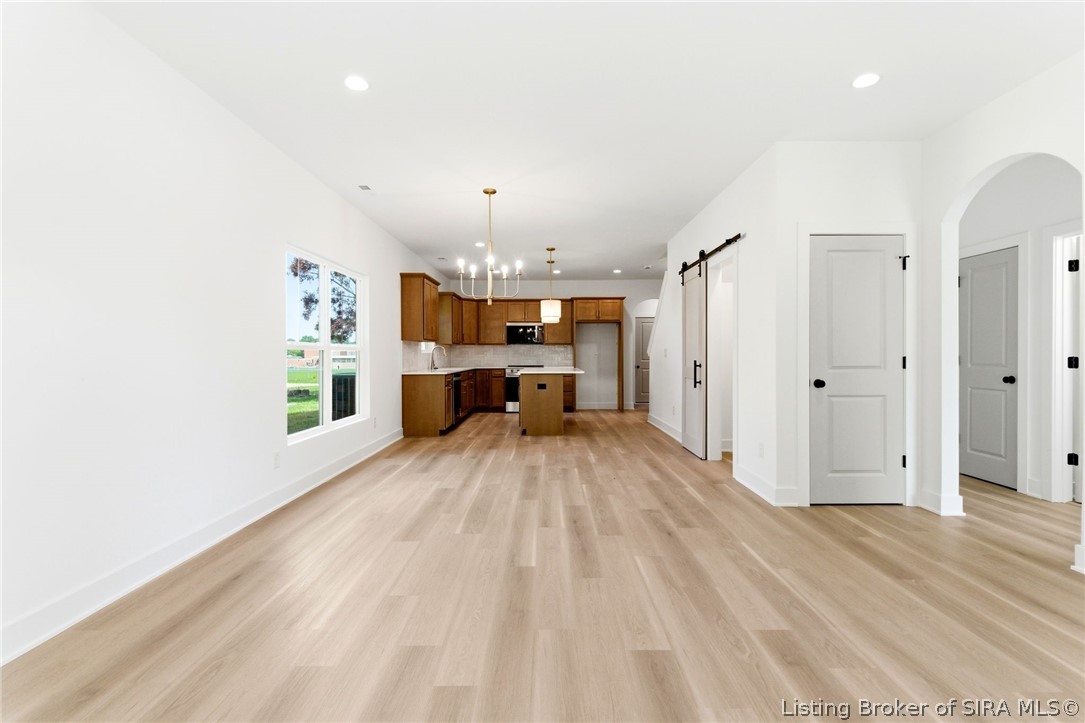 420 E Charlestown Avenue Property Photo 6
