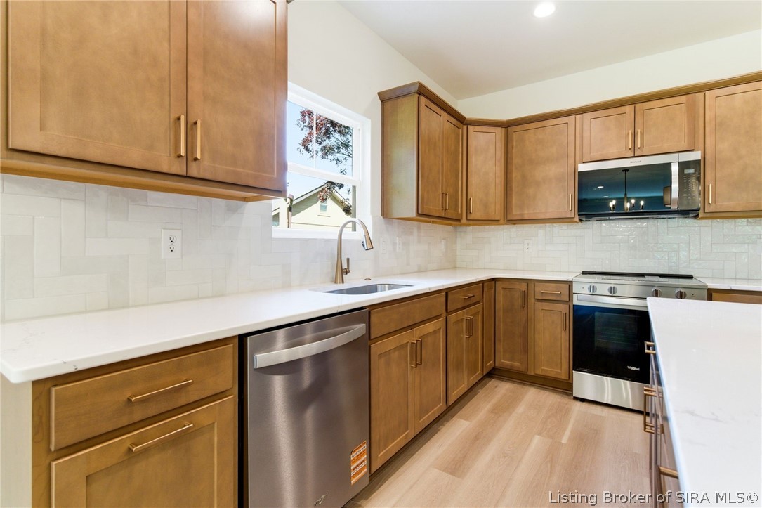 420 E Charlestown Avenue Property Photo 23