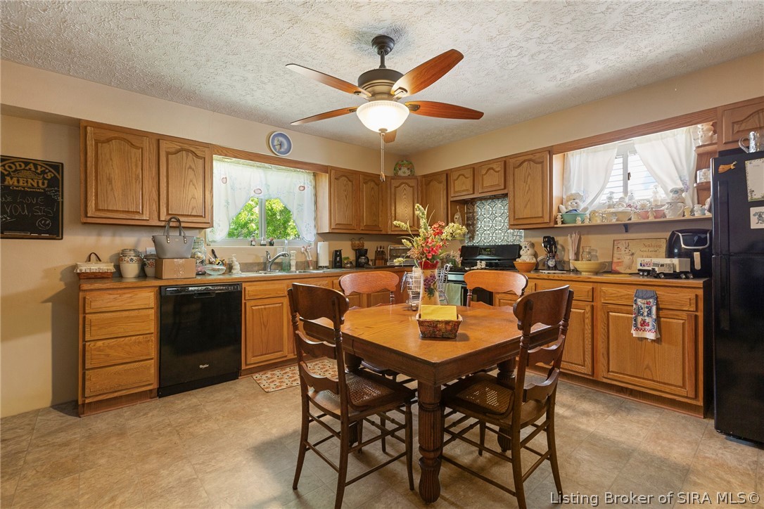 2303 Mclean Avenue Property Photo 6