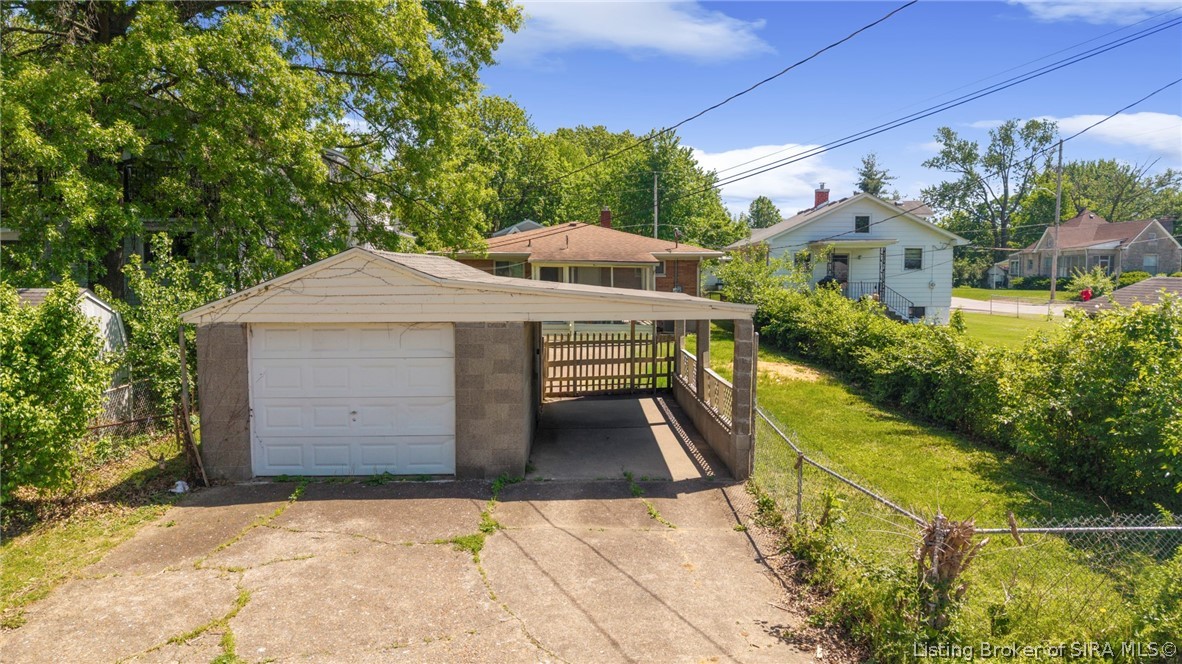 2303 Mclean Avenue Property Photo 21