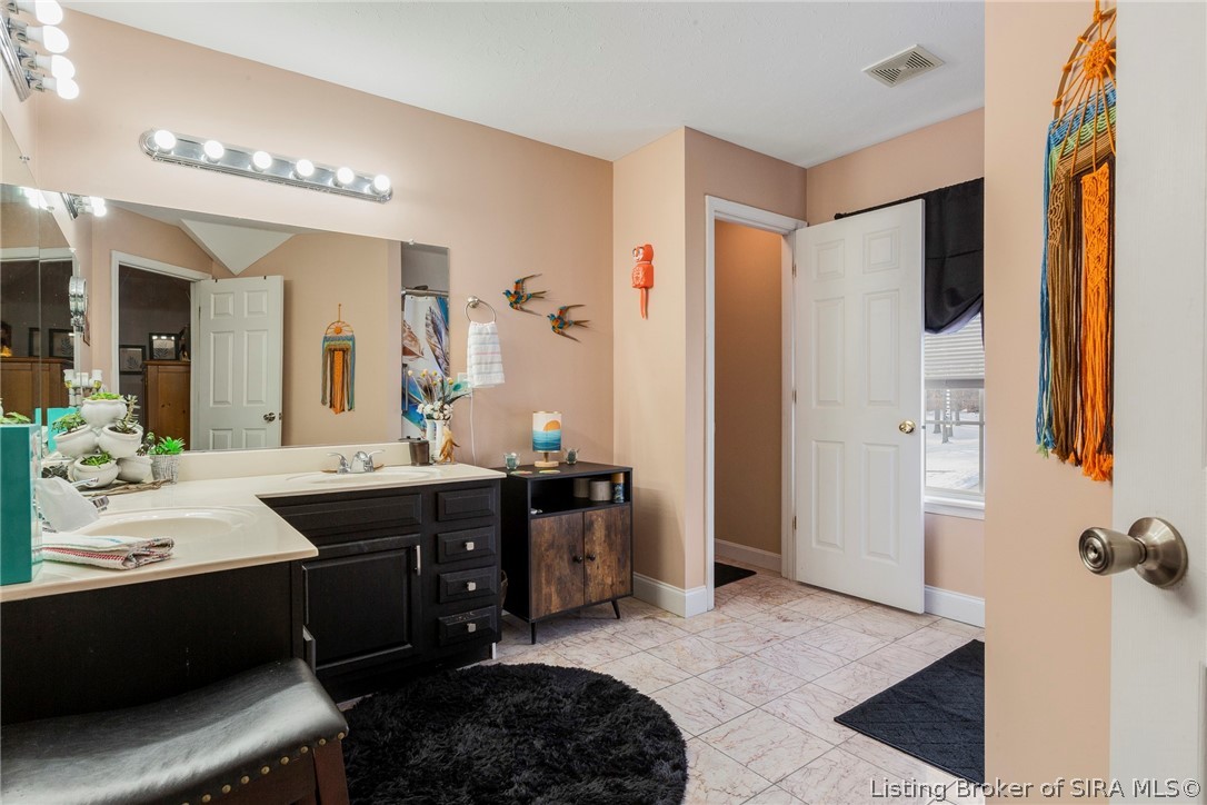 7805 Rain Creek Drive Property Photo 32