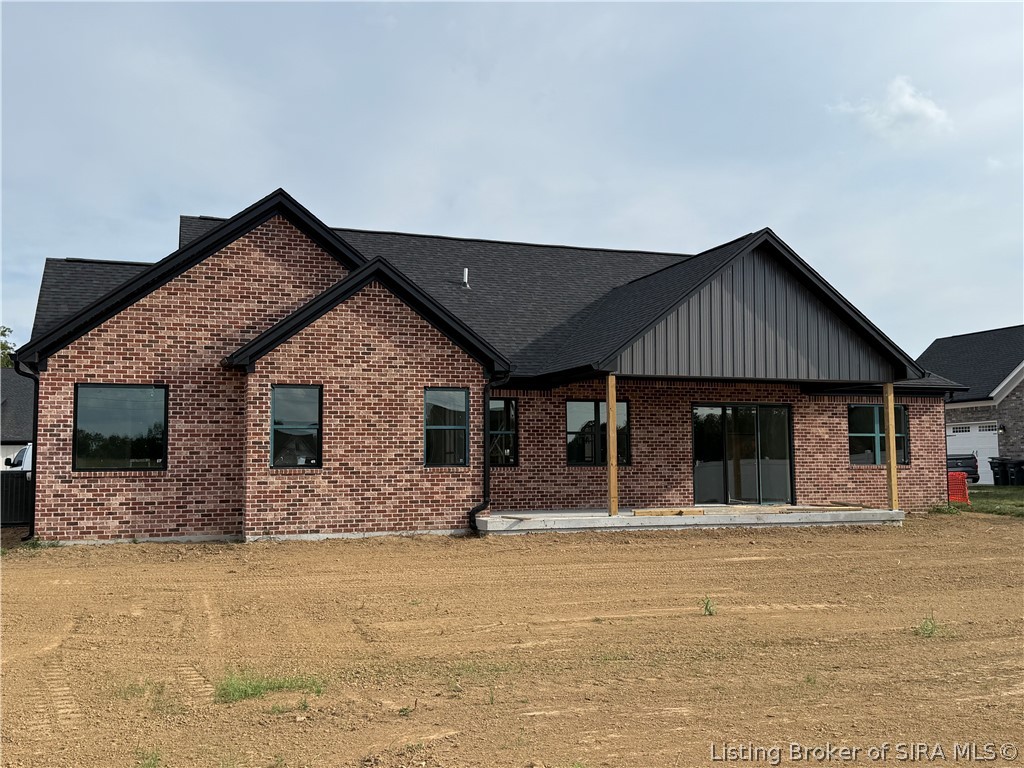 7142 Independence Way Property Photo 3
