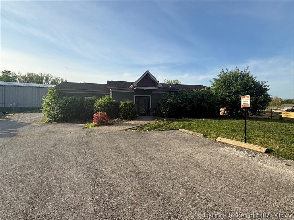 122 Bowling Lane Property Photo 1