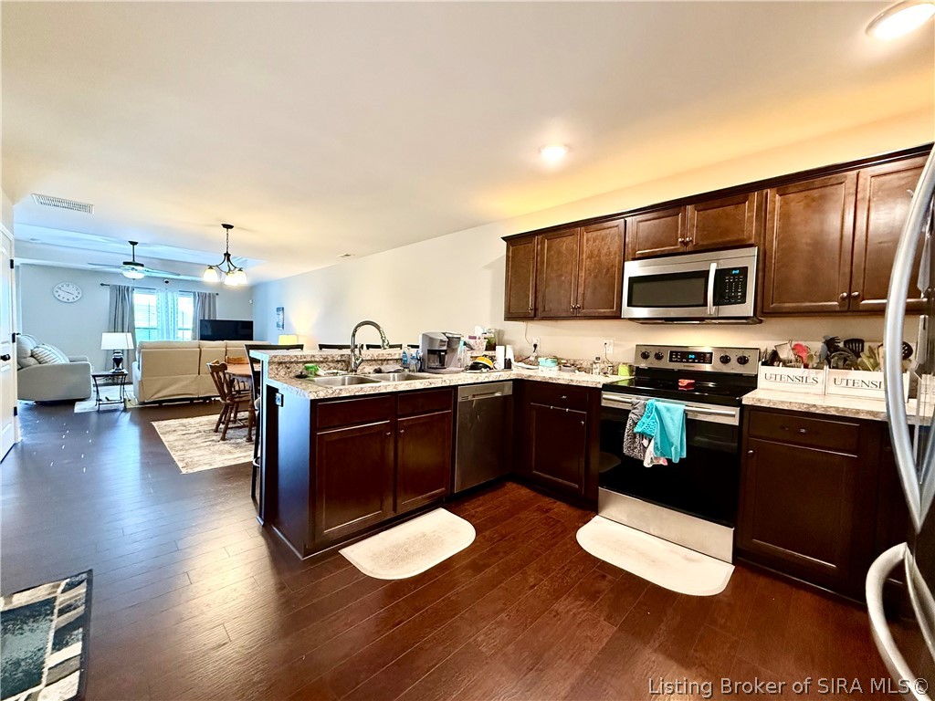 1016 Hadley Drive Property Photo 12