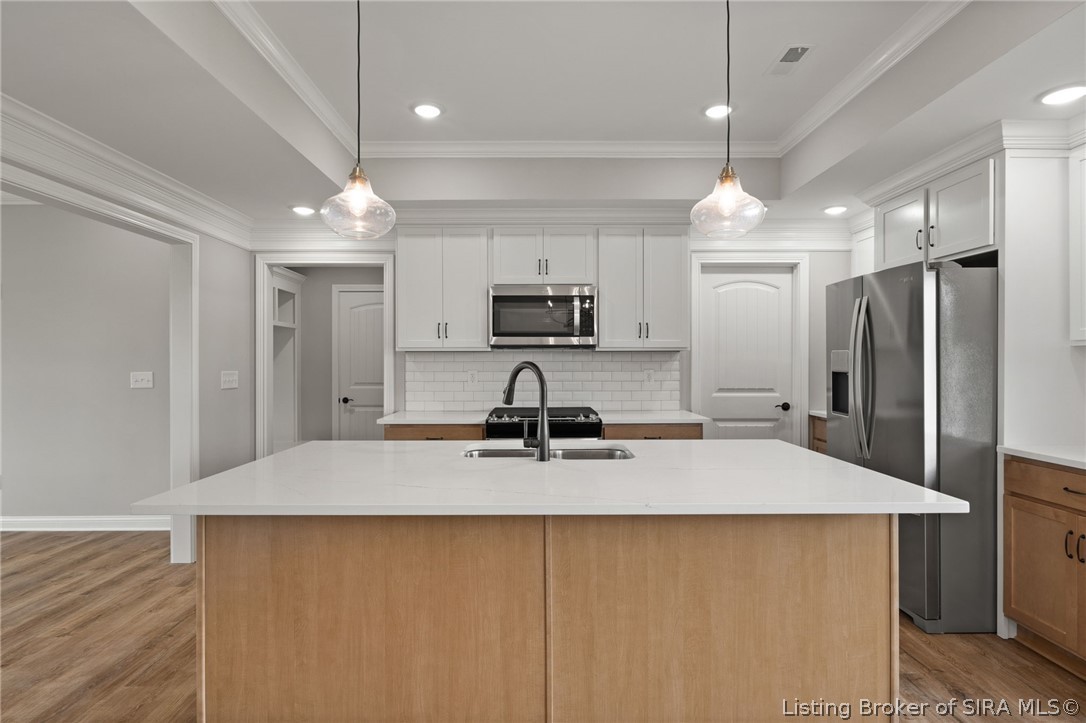 8138 Farming Way Property Photo 15