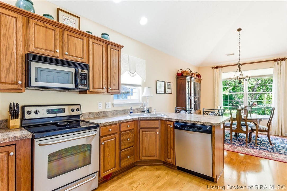 1103 Frontier Trail Property Photo 14