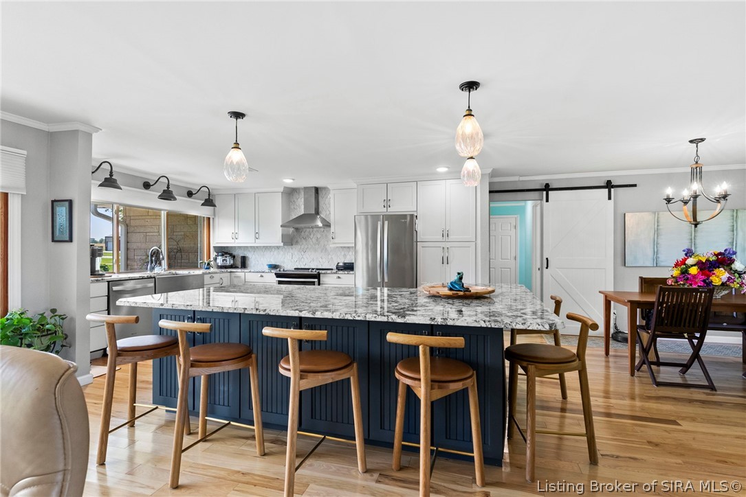 449 Riverview Drive Property Photo 4