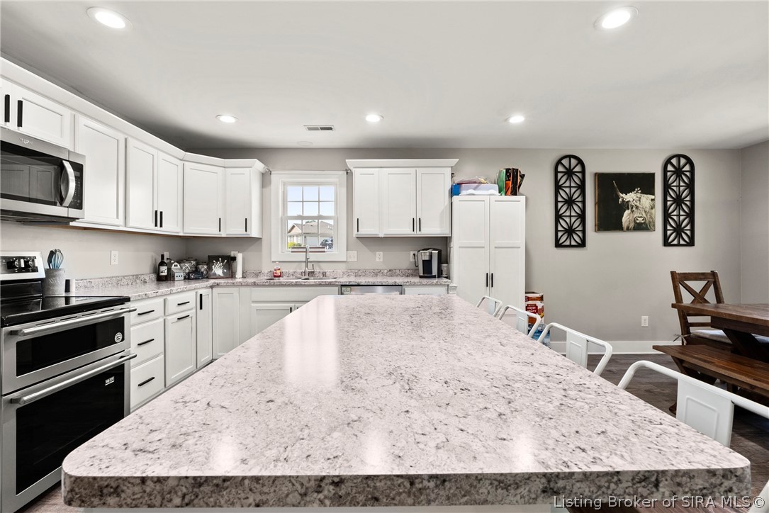 8303 Zachary Drive Property Photo 10