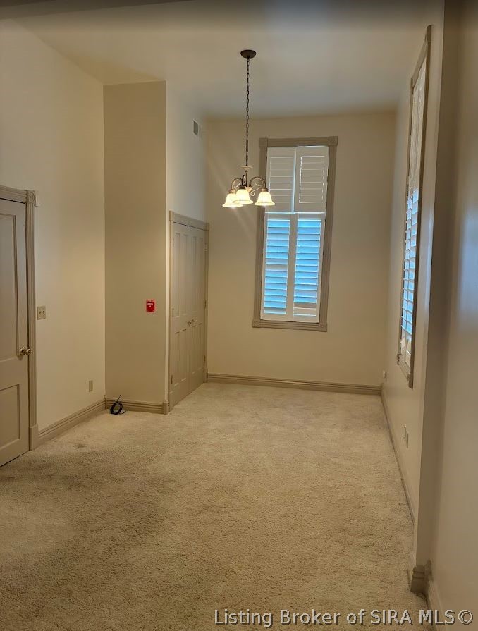 512 E Main Street 1 Property Photo 8