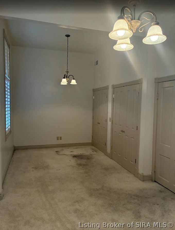 512 E Main Street 1 Property Photo 10