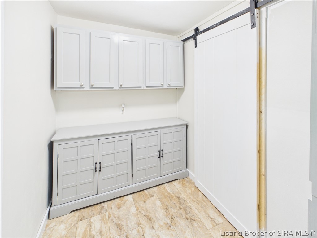 500 E Homer Street Property Photo 14