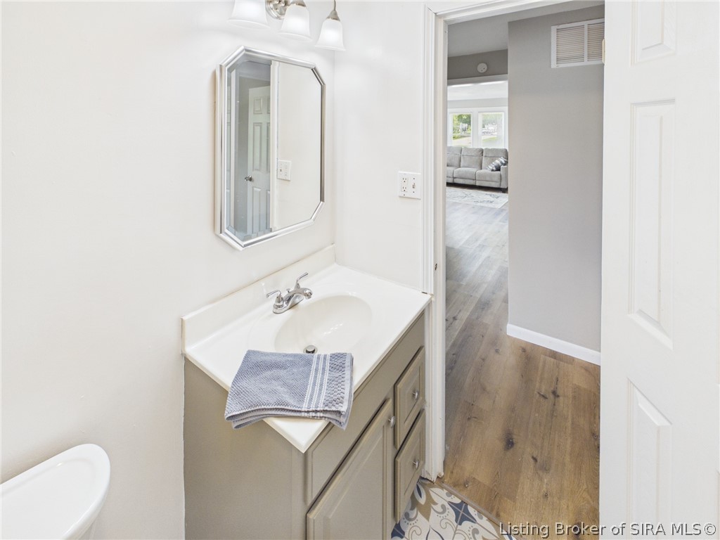 500 E Homer Street Property Photo 20