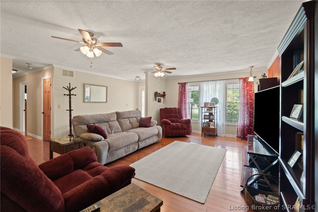 1104 34th Street Property Photo 18