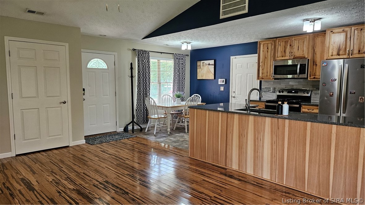 1508 High Meadow Road Property Photo 6