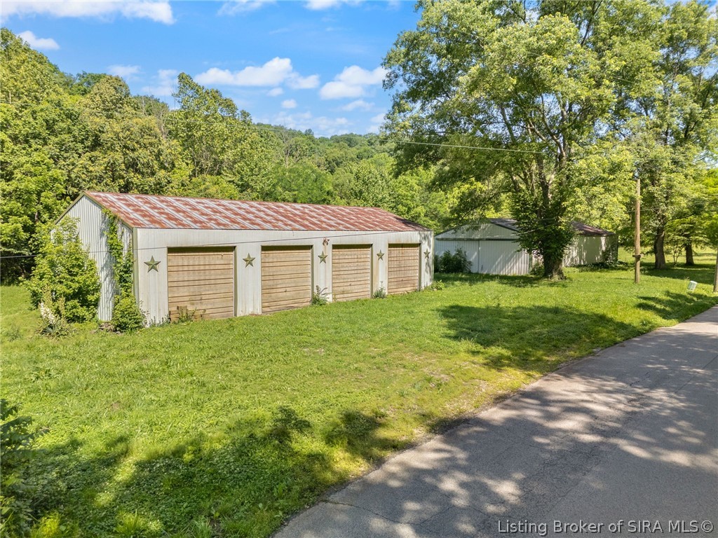 902 Miles Road Property Photo 1