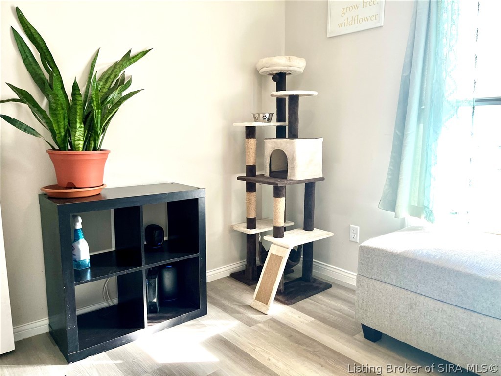 106 Oak Street Property Photo 14