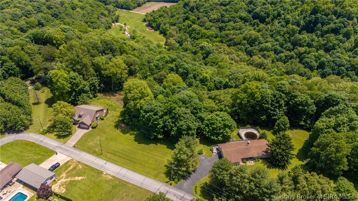 2549 S College Hills Dr Property Photo 8