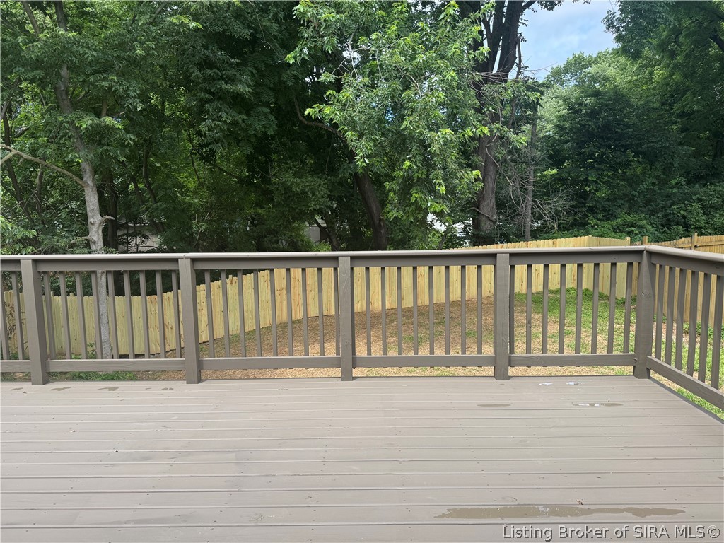 515 Arlington Property Photo 3