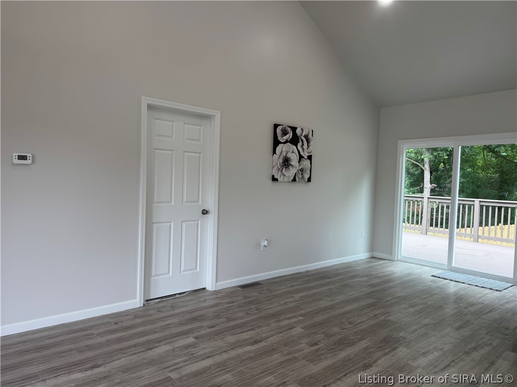 515 Arlington Property Photo 11