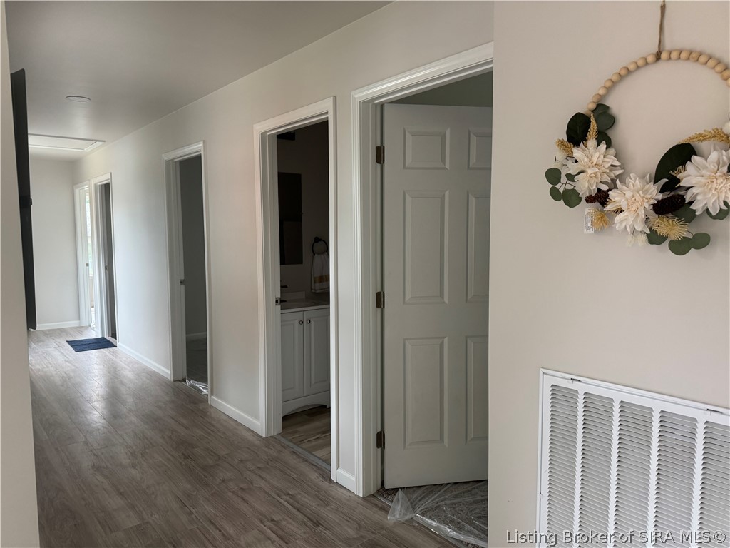 515 Arlington Property Photo 14