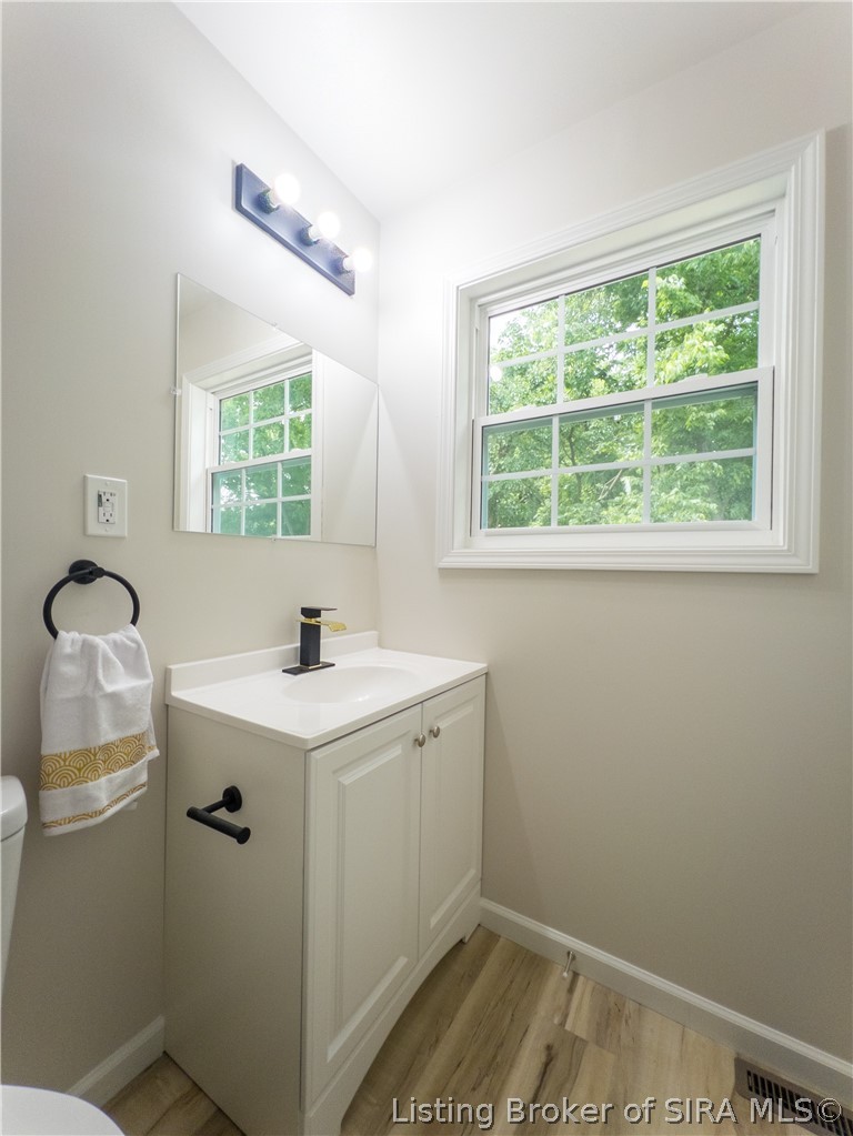 515 Arlington Property Photo 16