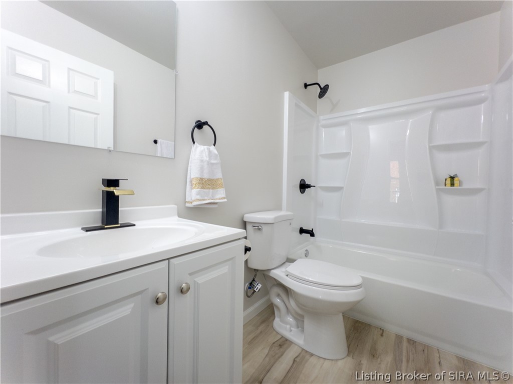 515 Arlington Property Photo 23