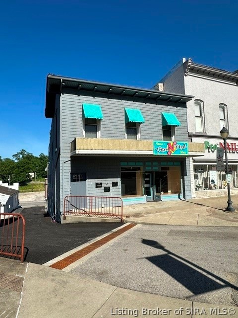 56 Public Square Property Photo 1