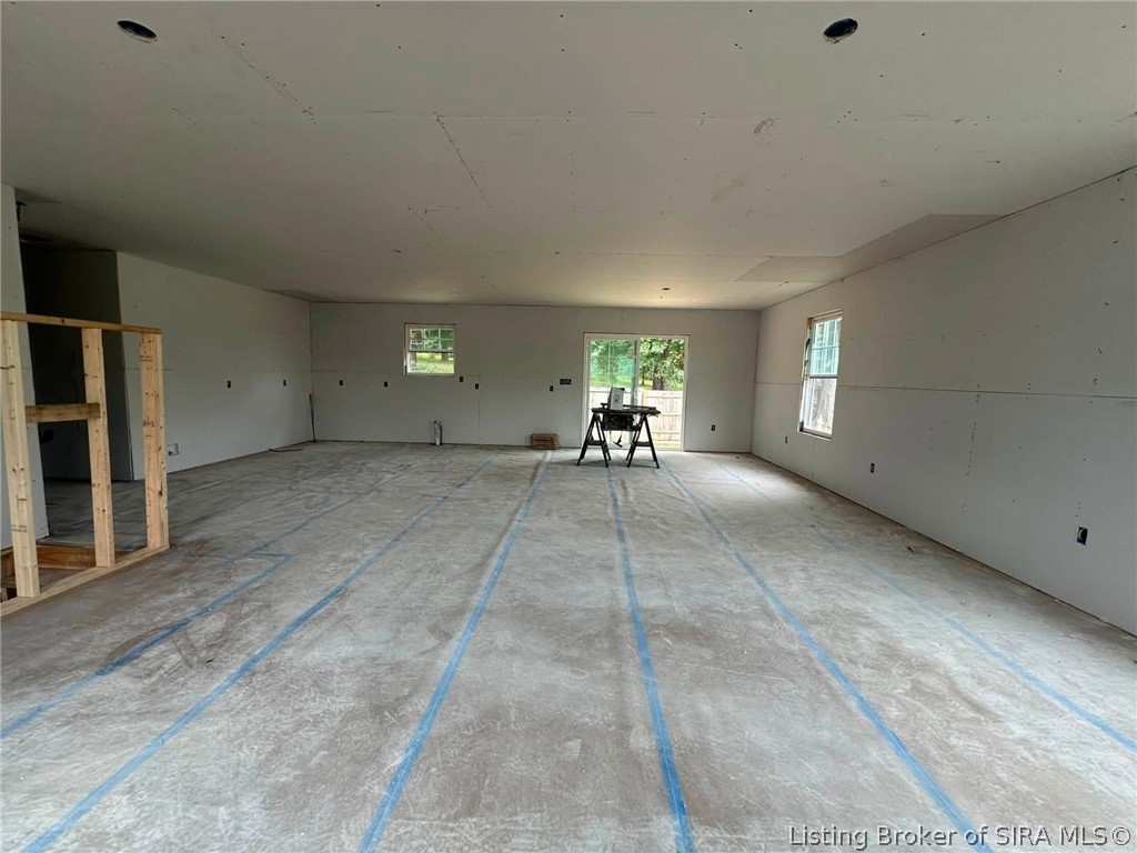 303 N Francke Road Property Photo 6