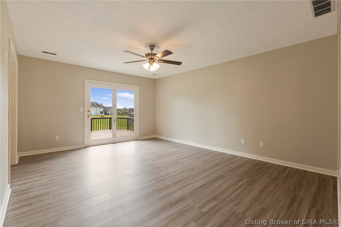 7793 Four Leaf Drive Property Photo 6