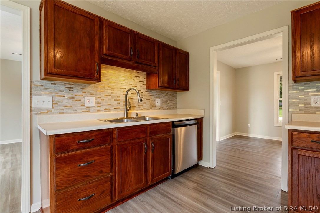 7793 Four Leaf Drive Property Photo 10