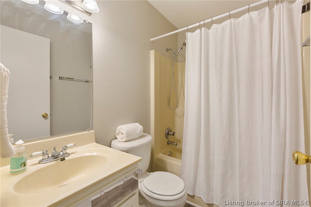 7793 Four Leaf Drive Property Photo 24