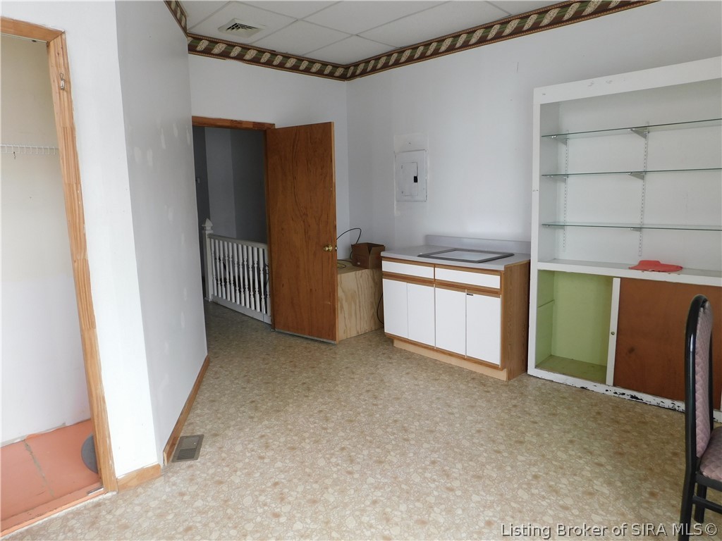 106 S Main Street Property Photo 29