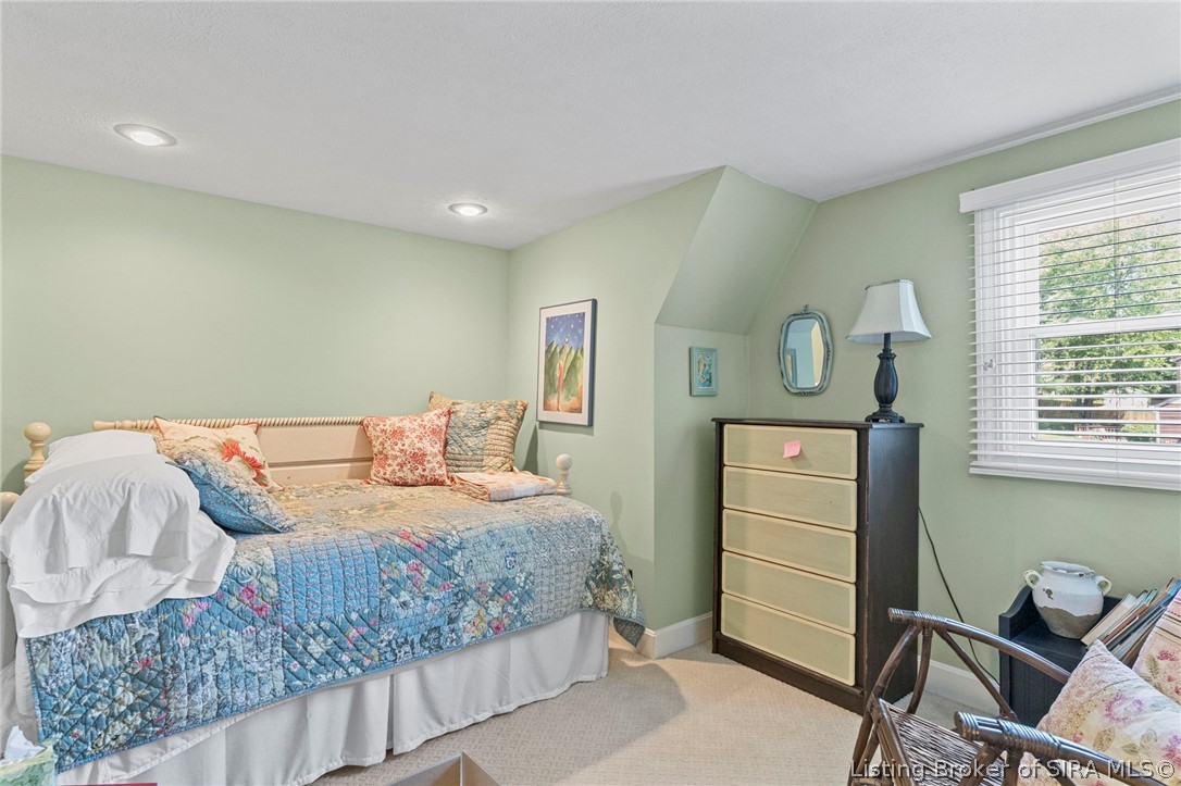 307 Hillcrest Drive Property Photo 21