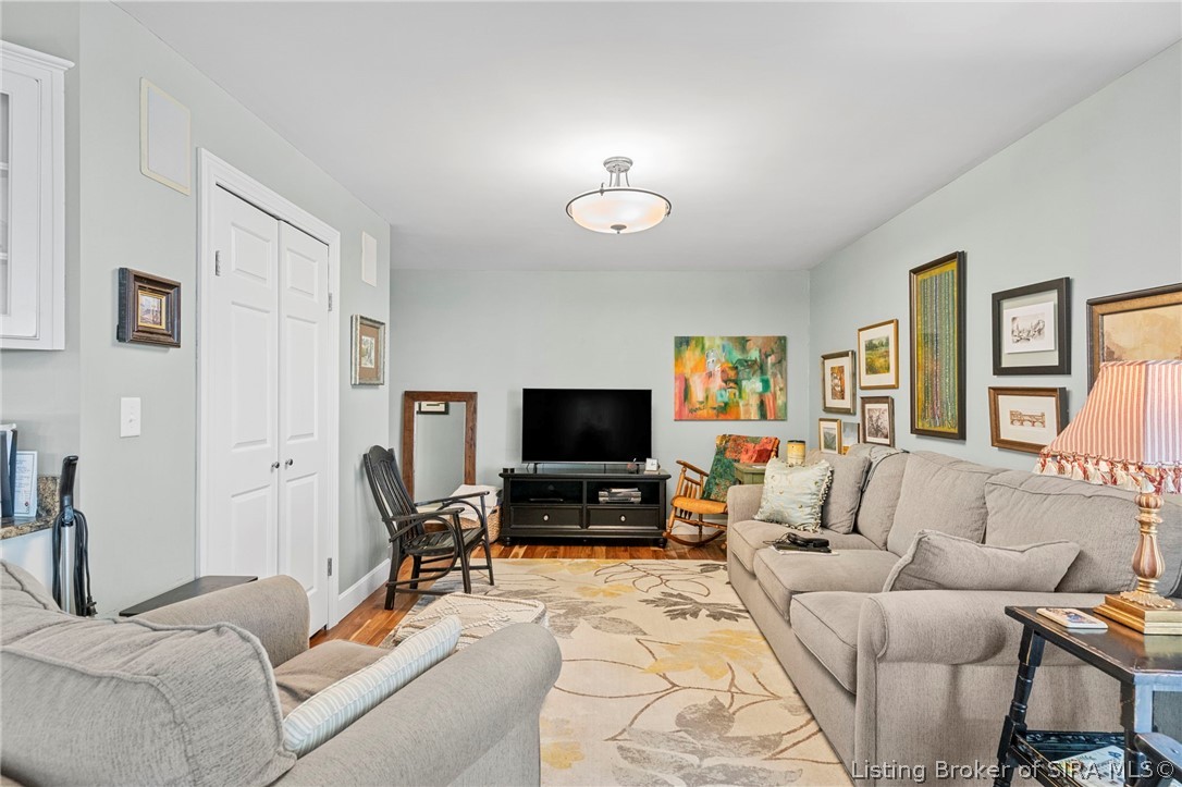 307 Hillcrest Drive Property Photo 30