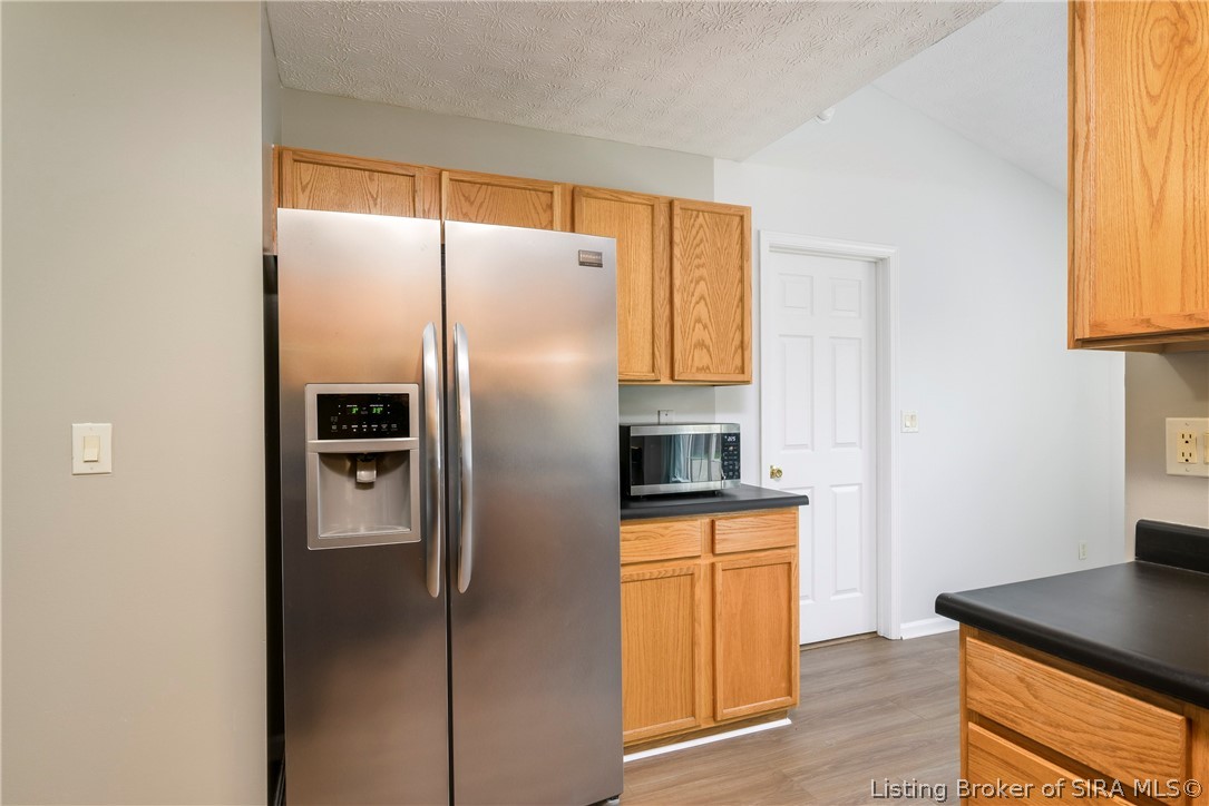 506 Old Creek Lane Property Photo 17