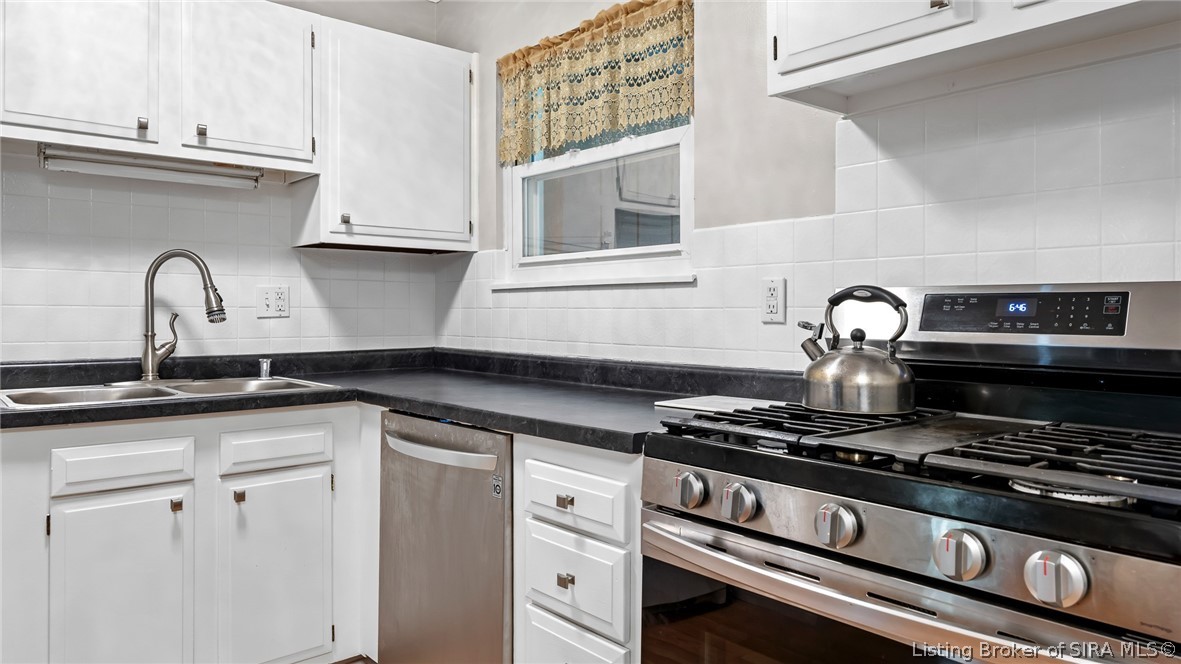 902 Washington Way Property Photo 6