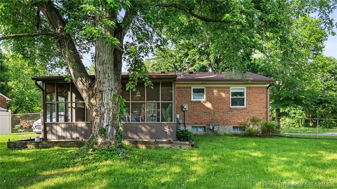902 Washington Way Property Photo 23