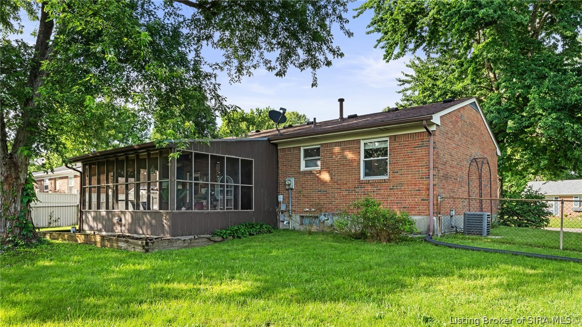 902 Washington Way Property Photo 24