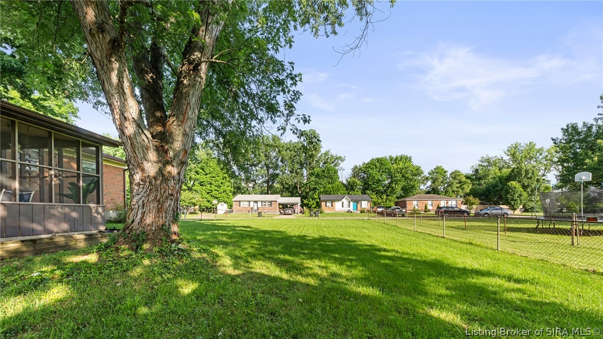902 Washington Way Property Photo 26