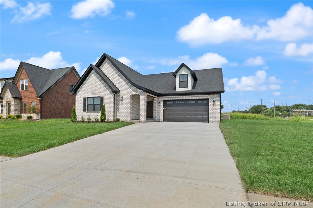 8140 Farming Way Property Photo 2