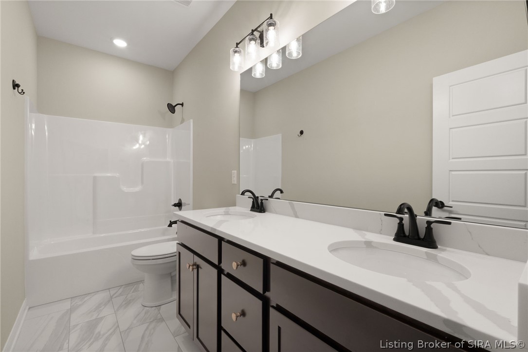 8140 Farming Way Property Photo 33