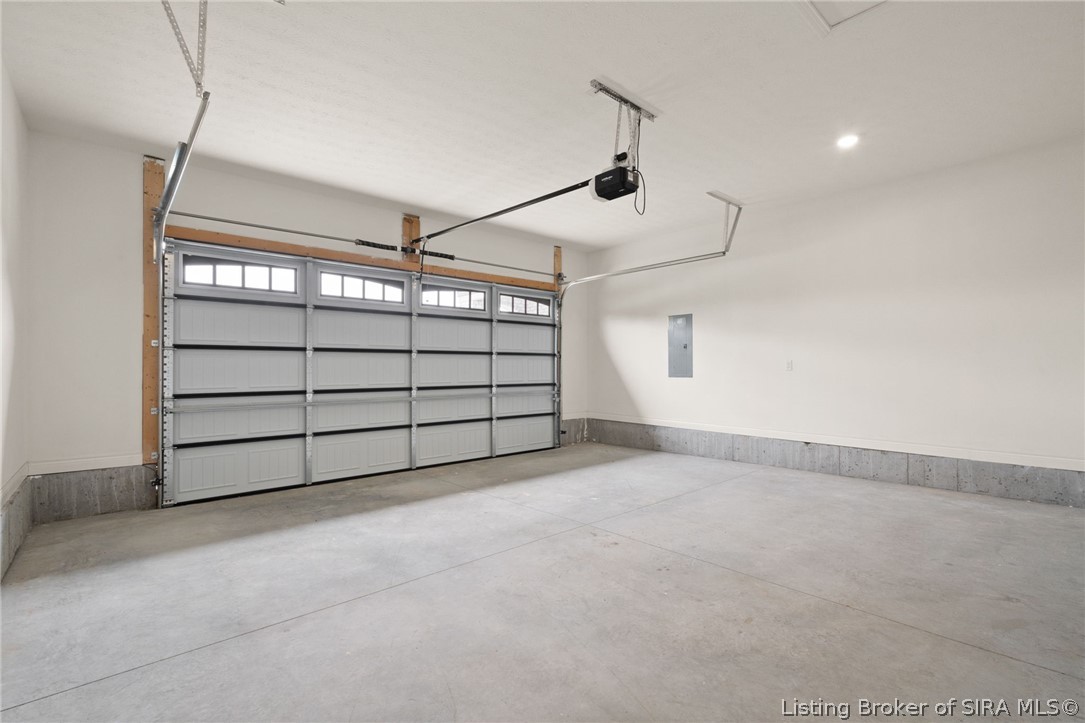 8140 Farming Way Property Photo 37