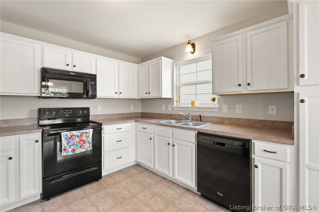1604 Regans Way Property Photo 12