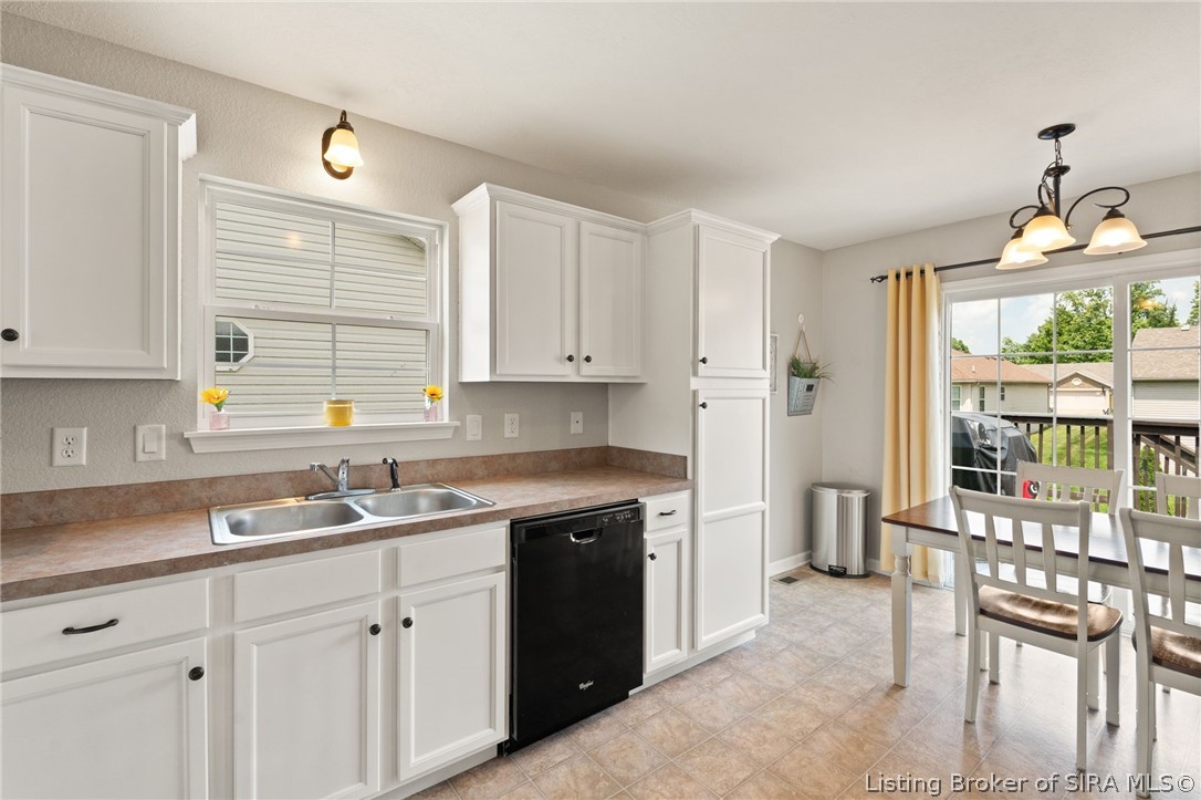 1604 Regans Way Property Photo 14