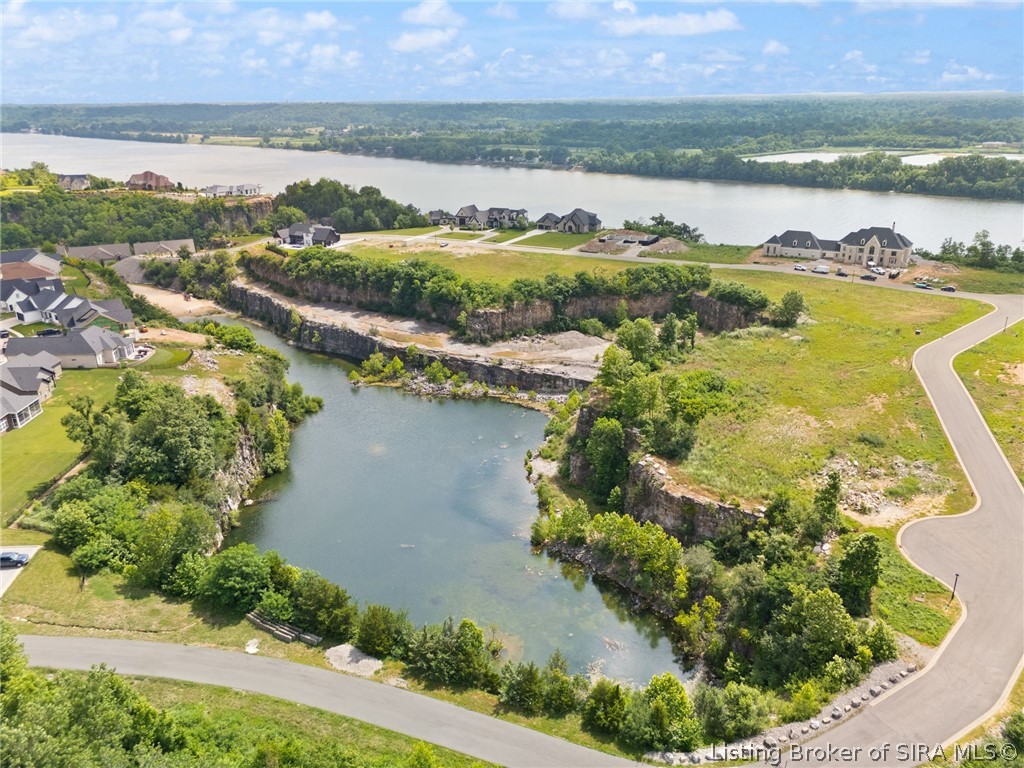 8009 Limestone Ridge Way Property Photo 13