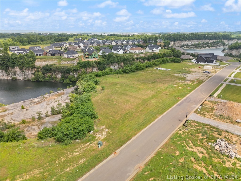 8009 Limestone Ridge Way Property Photo 17
