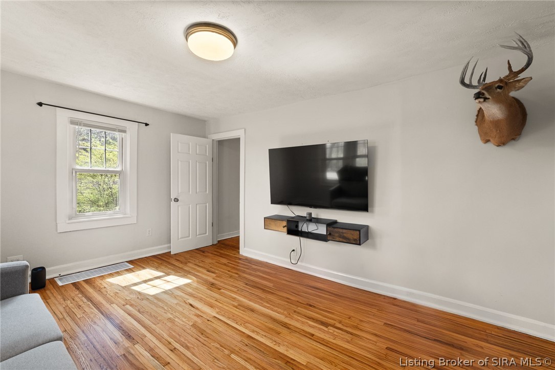 1515 Tunnel Mill Road Property Photo 5