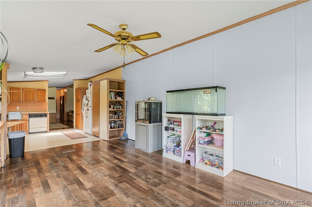 9727 E Vernon Ridge Road Property Photo 14